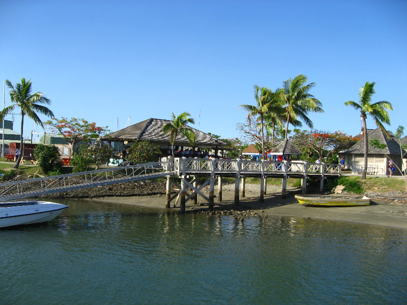 Port-Denarau-Marina-Viti-Levu-Fiji-040