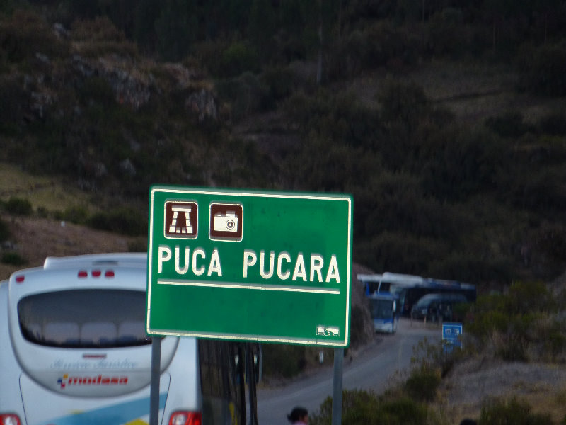 Puca-Pucara-Red-Fort-Incan-Ruins-Cusco-Peru-001