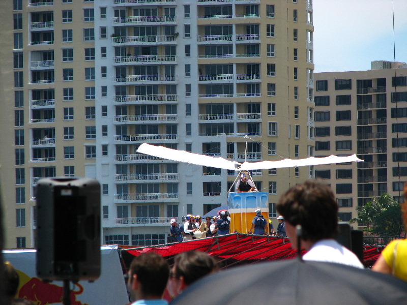 Red-Bull-Flugtag-2010-Bayfront-Park-Miami-FL-006