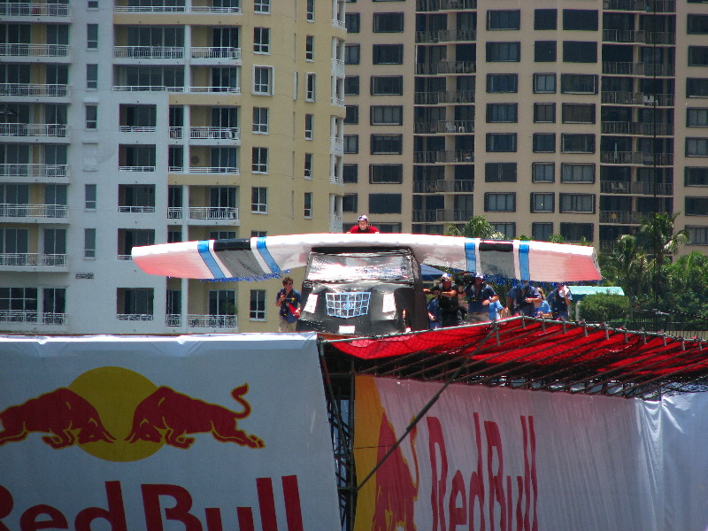 Red-Bull-Flugtag-2010-Bayfront-Park-Miami-FL-061