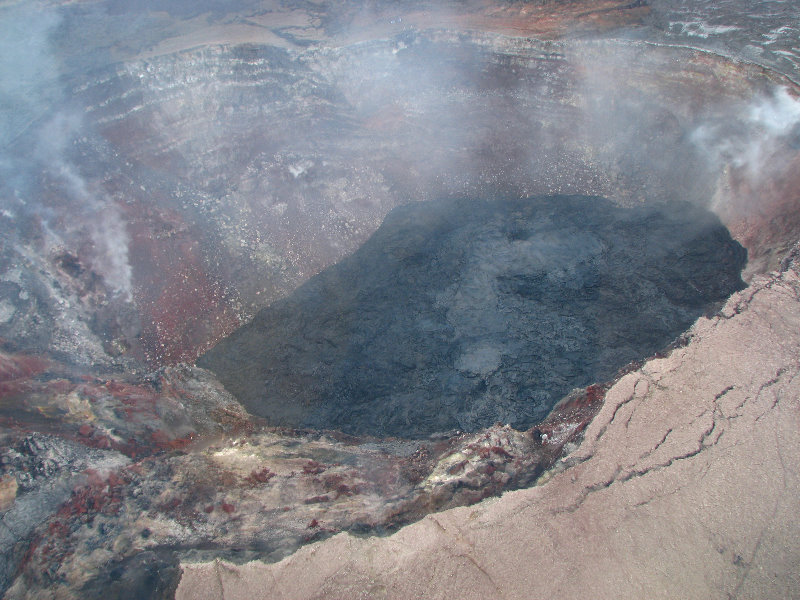 Safari-Helicopter-Tours-Volcanic-Lava-Waterfalls-Hilo-Big-Island-Hawaii-029