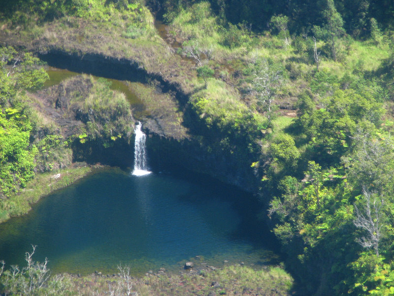 Safari-Helicopter-Tours-Volcanic-Lava-Waterfalls-Hilo-Big-Island-Hawaii-087