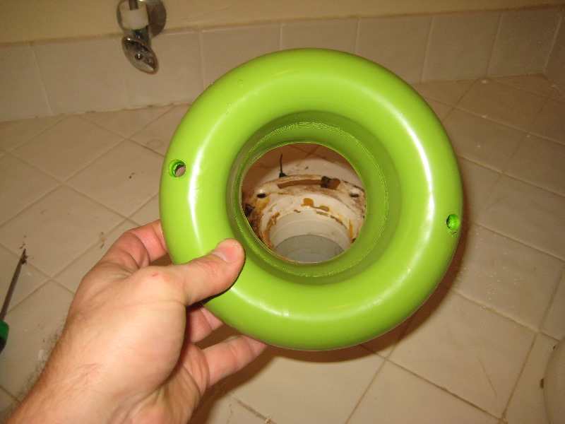 SaniSealWaxlessToiletFlangeGasketInstallationGuide019