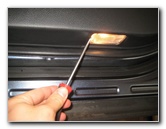 Subaru-Forester-Courtesy-Step-Light-Bulb-Replacement-Guide-002