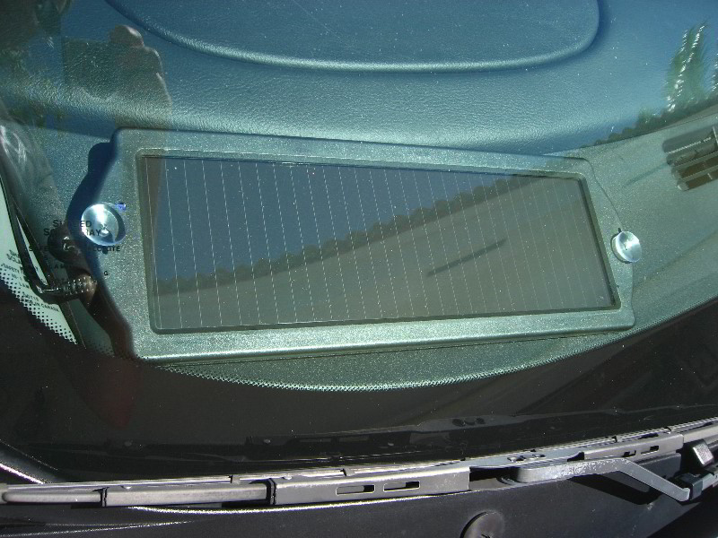 Car Solar Battery Maintainer