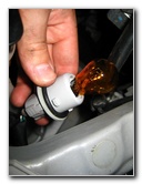 Toyota-Corolla-Headlight-Bulb-Replacement-Guide-020