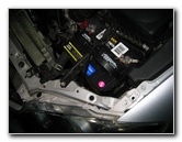 Toyota-Corolla-Headlight-Bulb-Replacement-Guide-023