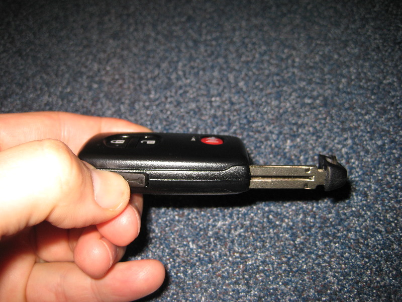 2010 Toyota camry smart key battery replacement