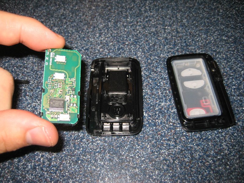 Smart key battery for toyota prius