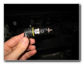 Toyota-RAV4-Headlight-Bulbs-Replacement-Guide-006