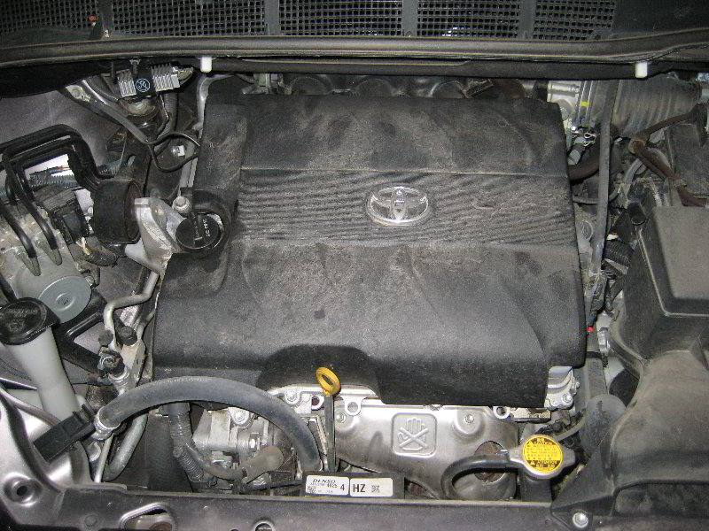 Toyota-Sienna-2GR-FE-V6-Engine-Oil-Change-Guide-001