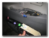 Toyota-Sienna-Interior-Door-Panel-Removal-Guide-009