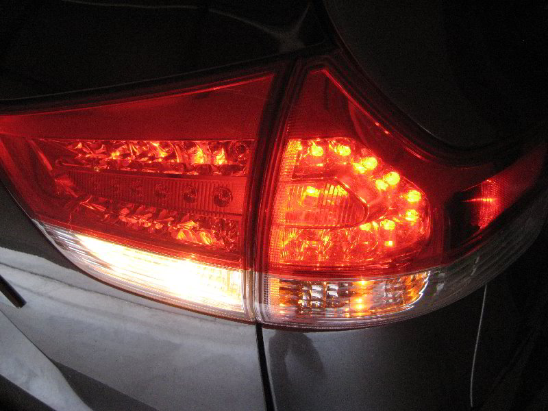 Toyota Sienna Club - Задние фонари на Сиенне-3. Которые на двери - это что, габариты?