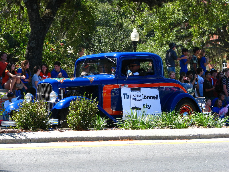 UF-Homecoming-Parade-2010-Gainesville-FL-015