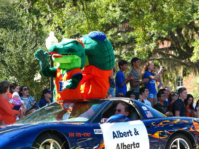 UF-Homecoming-Parade-2010-Gainesville-FL-019