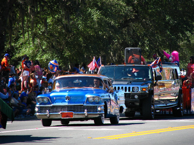 UF-Homecoming-Parade-2010-Gainesville-FL-049