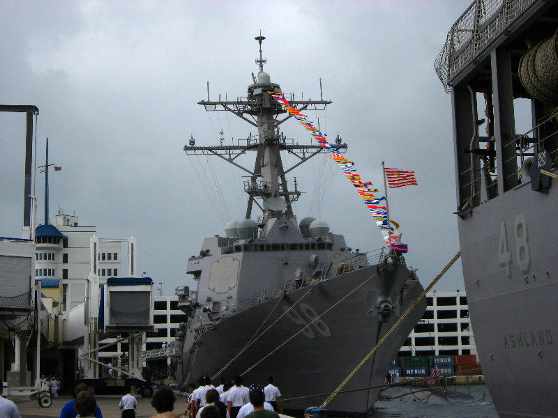 USS-Toledo-Nuclear-Submarine-Tour-015