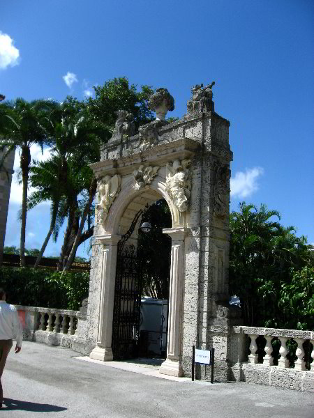 Vizcaya-Museum-Gardens-Miami-Florida-014