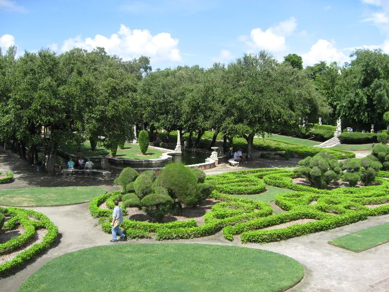 Vizcaya-Museum-Gardens-Miami-Florida-043
