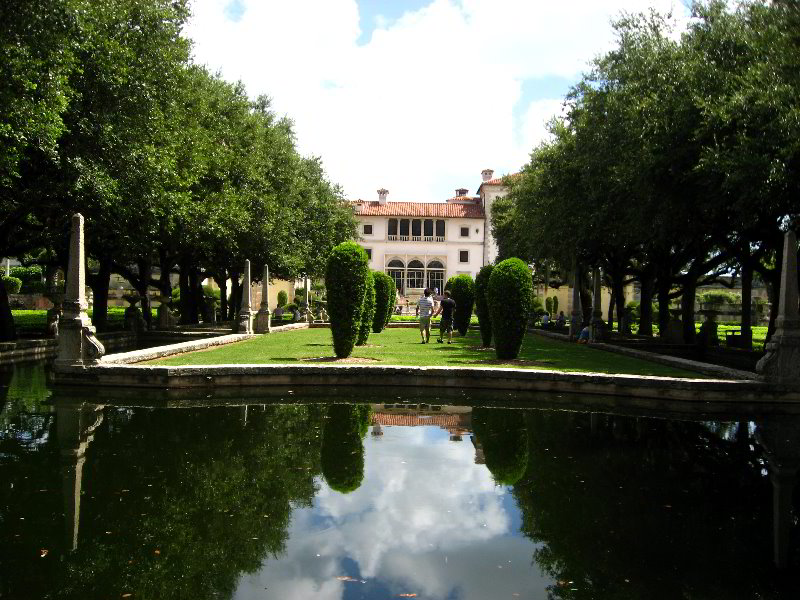 Vizcaya-Museum-Gardens-Miami-Florida-090