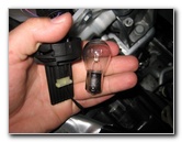 VW-Jetta-Headlight-Bulbs-Replacement-Guide-017