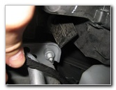VW-Jetta-Headlight-Bulbs-Replacement-Guide-034