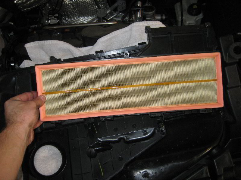 VW-Jetta-I5-Engine-Air-Filter-Replacement-Guide-024