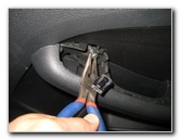 VW-Jetta-Interior-Door-Panel-Speaker-Replacement-Guide-010