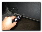 VW-Jetta-Interior-Door-Panel-Speaker-Replacement-Guide-012