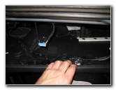 VW-Jetta-Interior-Door-Panel-Speaker-Replacement-Guide-030