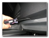 VW-Jetta-Interior-Door-Panel-Speaker-Replacement-Guide-054