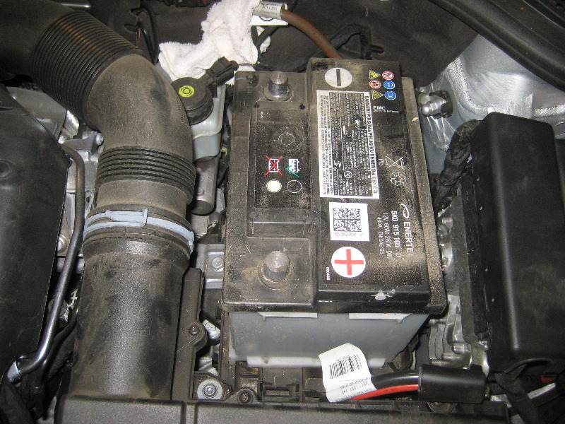2012-2015-VW-Passat-12V-Automotive-Battery-Replacement-Guide-009