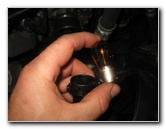 VW-Tiguan-Headlight-Bulbs-Replacement-Guide-043