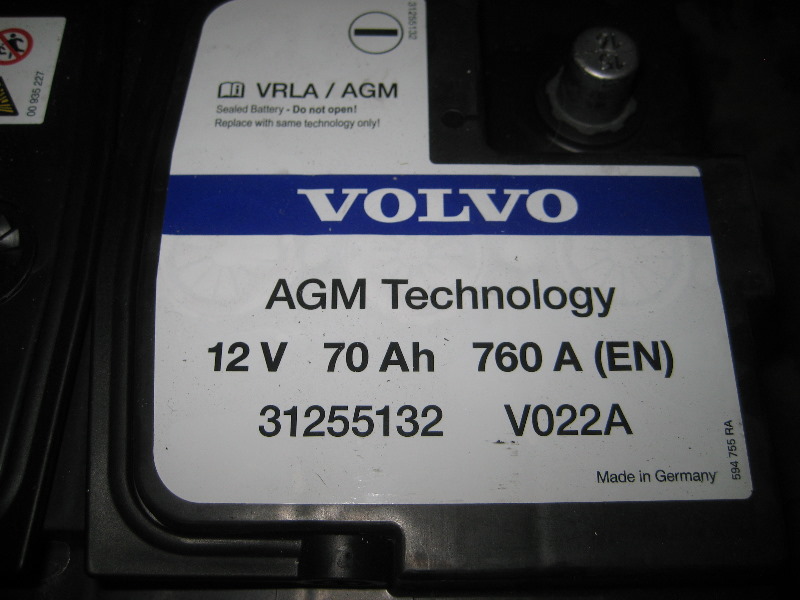Volvo-XC60-12V-Automotive-Battery-Replacement-Guide-028