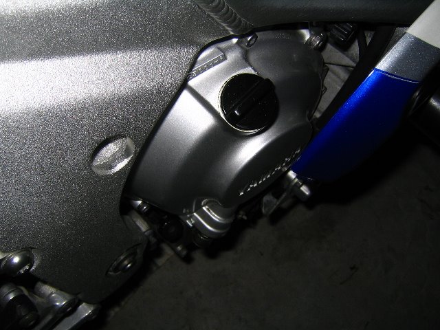 Yamaha-R6-Sportbike-Oil-Change-029