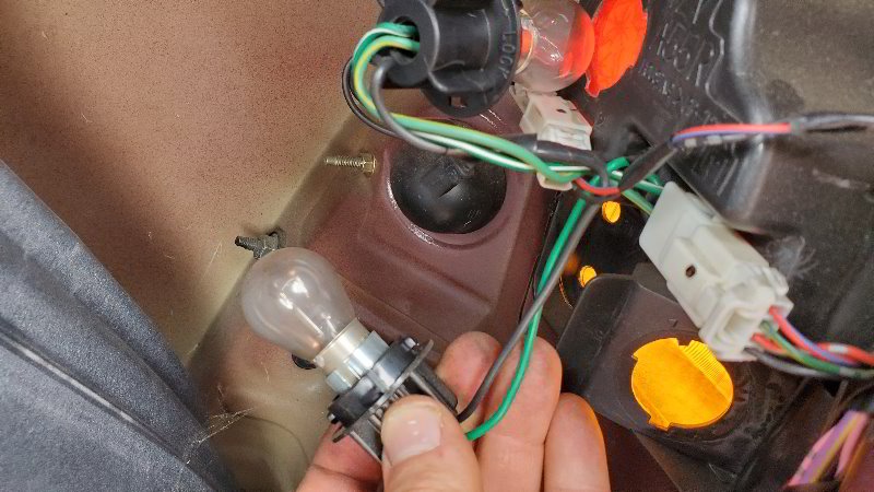 1995-1999-Nissan-Maxima-Tail-Light-Bulbs-Replacement-Guide-008