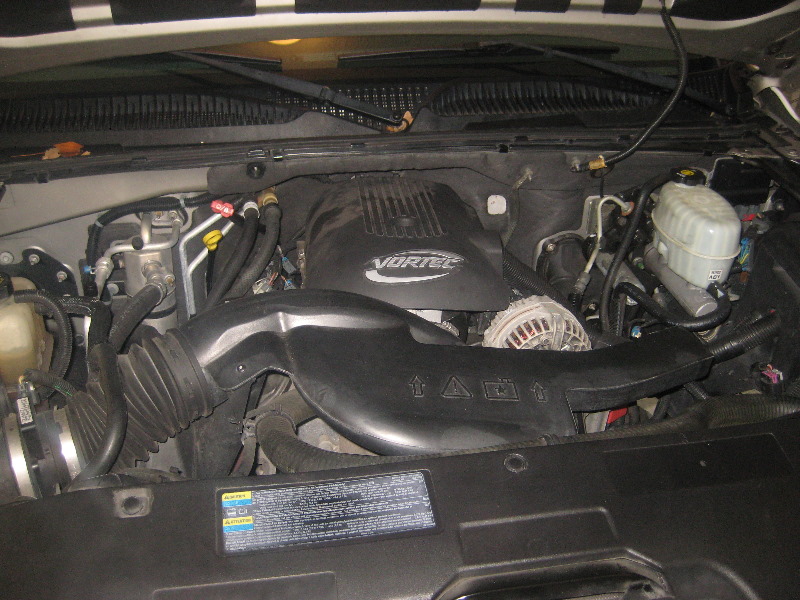 2000-2006-GM-Chevrolet-Tahoe-AC-and-Serpentine-Belts-Replacement-Guide-001