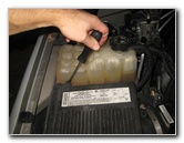 2000-2006-GM-Chevrolet-Tahoe-Engine-Air-Filter-Replacement-Guide-003