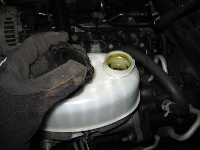 2000-2006-GM-Chevrolet-Tahoe-Front-Brake-Pads-Rotors-Replacement-Guide-024