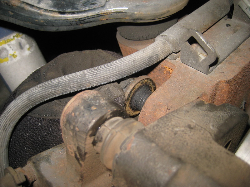 2000-2006-GM-Chevrolet-Tahoe-Front-Brake-Pads-Rotors-Replacement-Guide-056