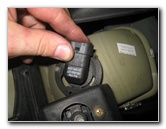 2000-2006-GM-Chevrolet-Tahoe-Headlight-Bulbs-Replacement-Guide-024