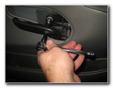 2000-2006-GM-Chevrolet-Tahoe-Interior-Door-Panel-Removal-Guide-010