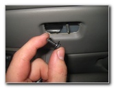 2000-2006-GM-Chevrolet-Tahoe-Interior-Door-Panel-Removal-Guide-013