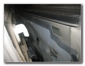 2000-2006-GM-Chevrolet-Tahoe-Interior-Door-Panel-Removal-Guide-043