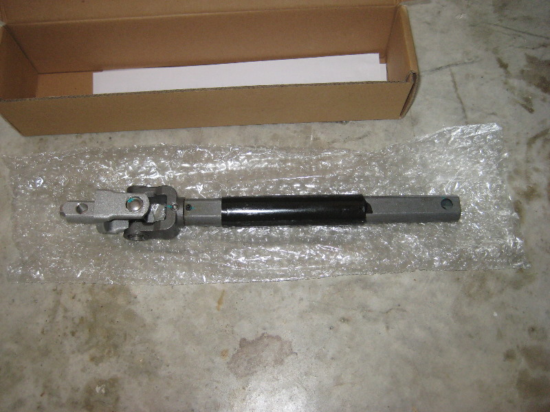 2000-2006-GM-Chevrolet-Tahoe-Intermediate-Steering-Shaft-Replacement-Guide-001
