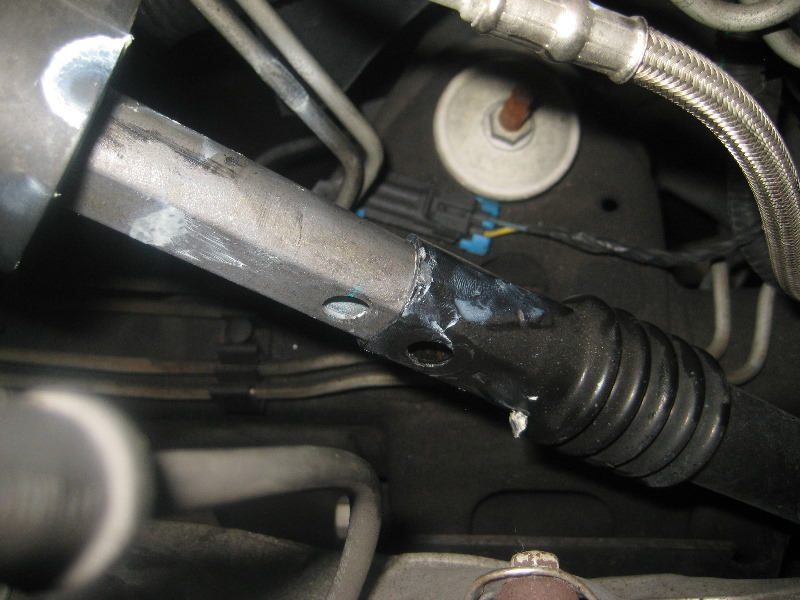 2000-2006-GM-Chevrolet-Tahoe-Intermediate-Steering-Shaft-Replacement-Guide-050