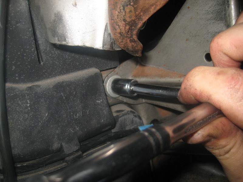 2000-2006-GM-Chevrolet-Tahoe-Intermediate-Steering-Shaft-Replacement-Guide-060