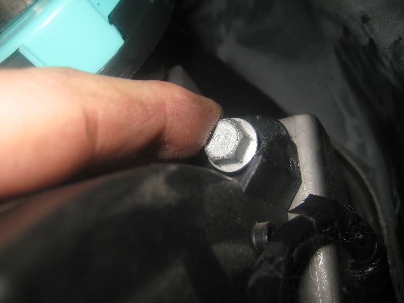 2000-2006-GM-Chevrolet-Tahoe-Intermediate-Steering-Shaft-Replacement-Guide-065