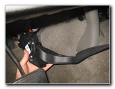 2000-2006-GM-Chevrolet-Tahoe-Intermediate-Steering-Shaft-Replacement-Guide-011