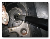 2000-2006-GM-Chevrolet-Tahoe-Intermediate-Steering-Shaft-Replacement-Guide-044